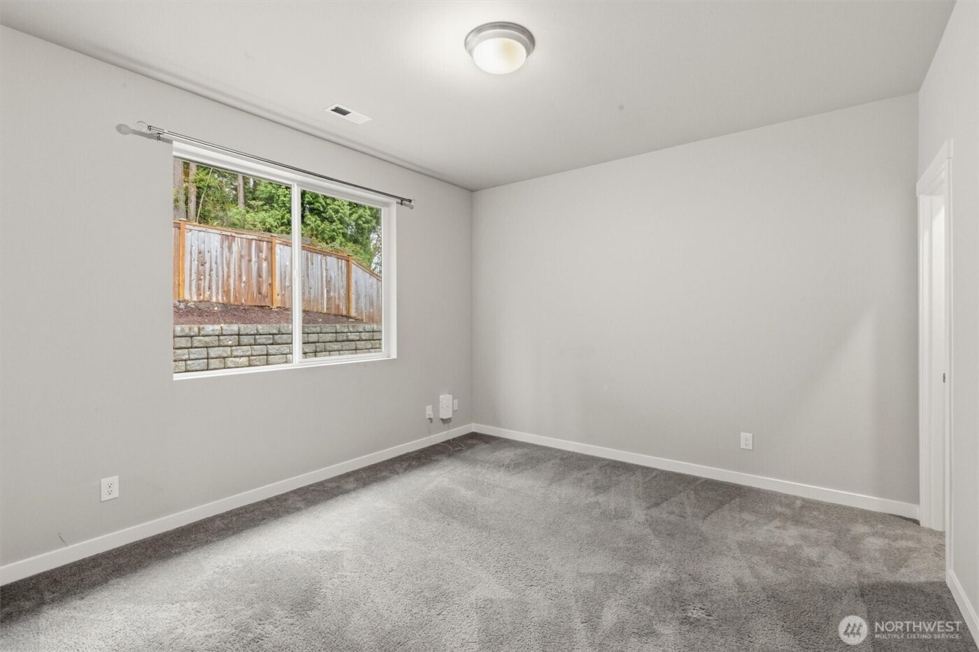 15249 NE Woodland Place , Woodinville, WA 98072