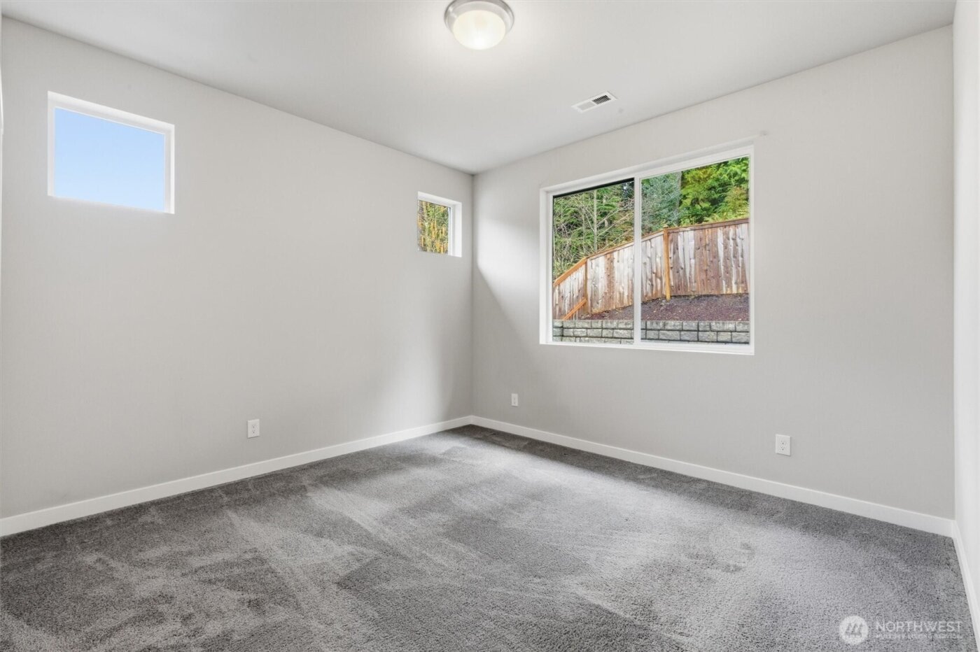 15249 NE Woodland Place , Woodinville, WA 98072