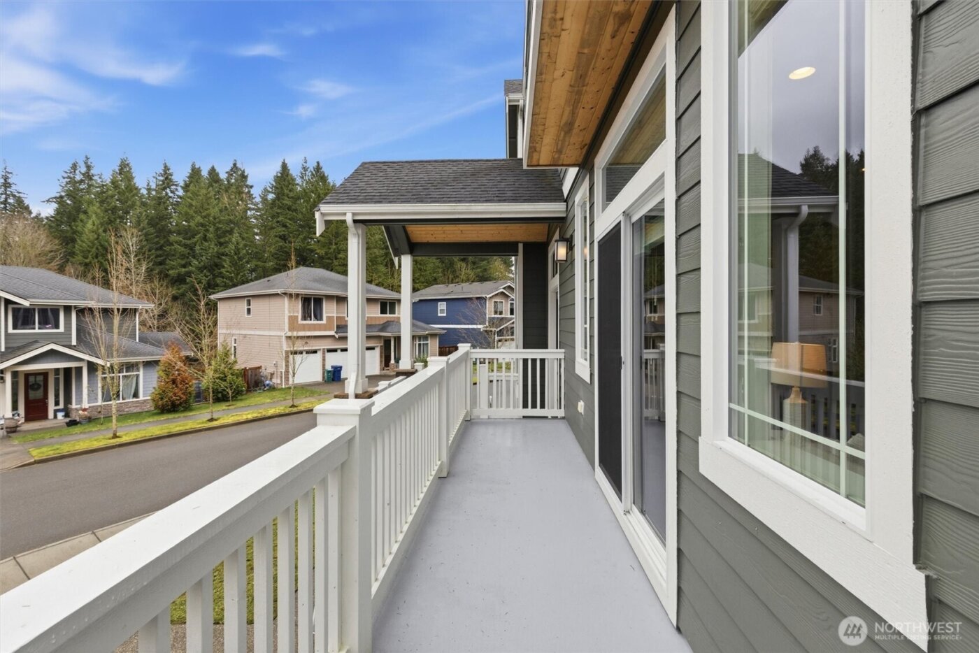 15249 NE Woodland Place , Woodinville, WA 98072