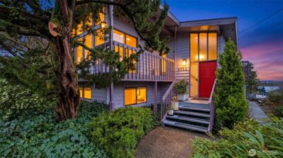 9753 61st Avenue S, Seattle, WA 98118