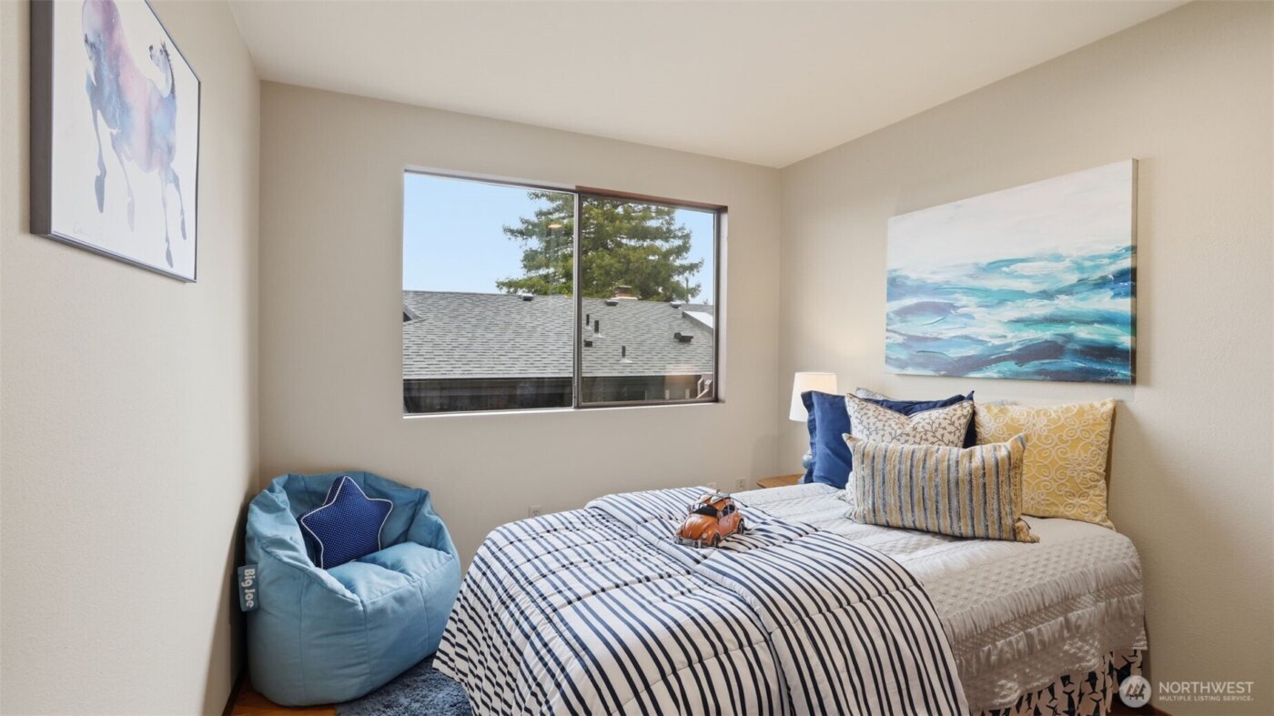 9753 61st Avenue S, Seattle, WA 98118