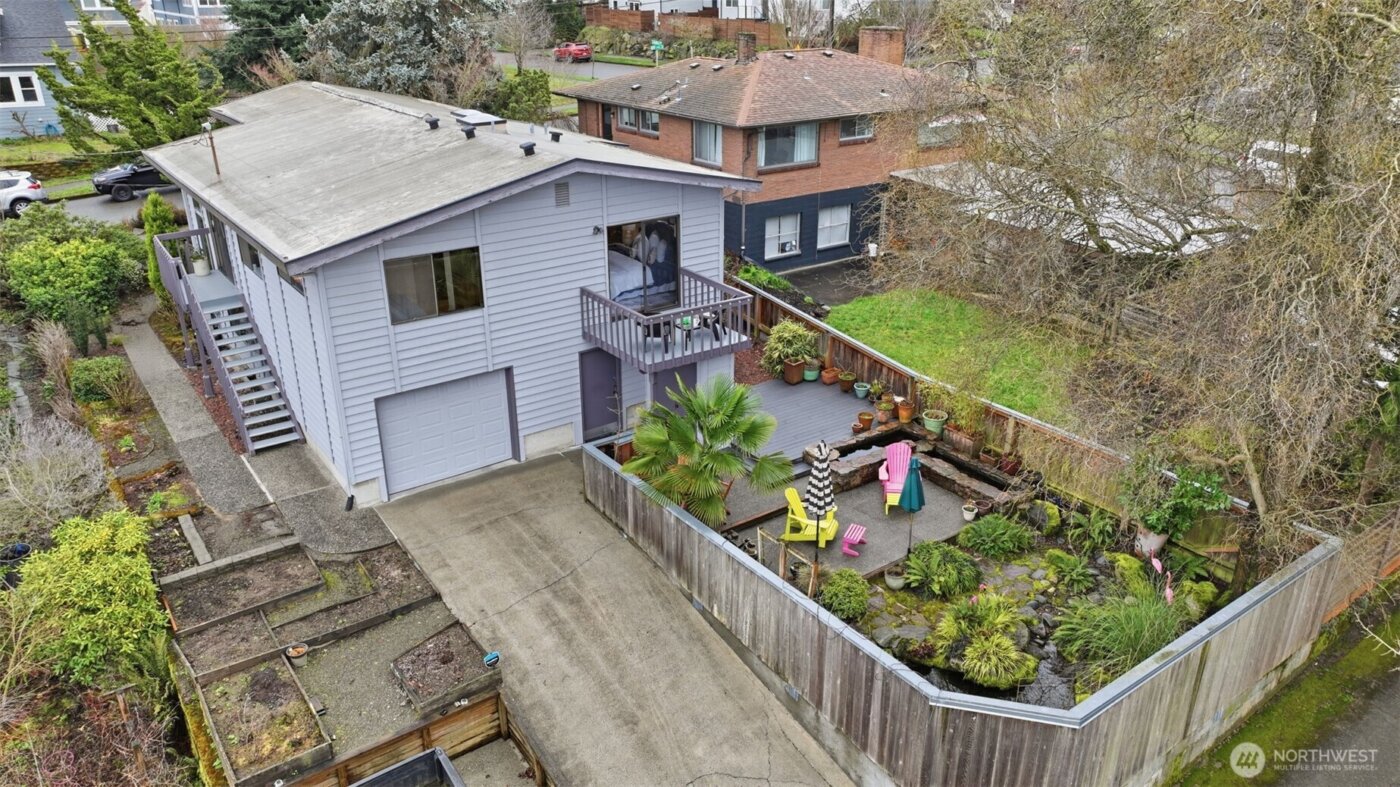 9753 61st Avenue S, Seattle, WA 98118