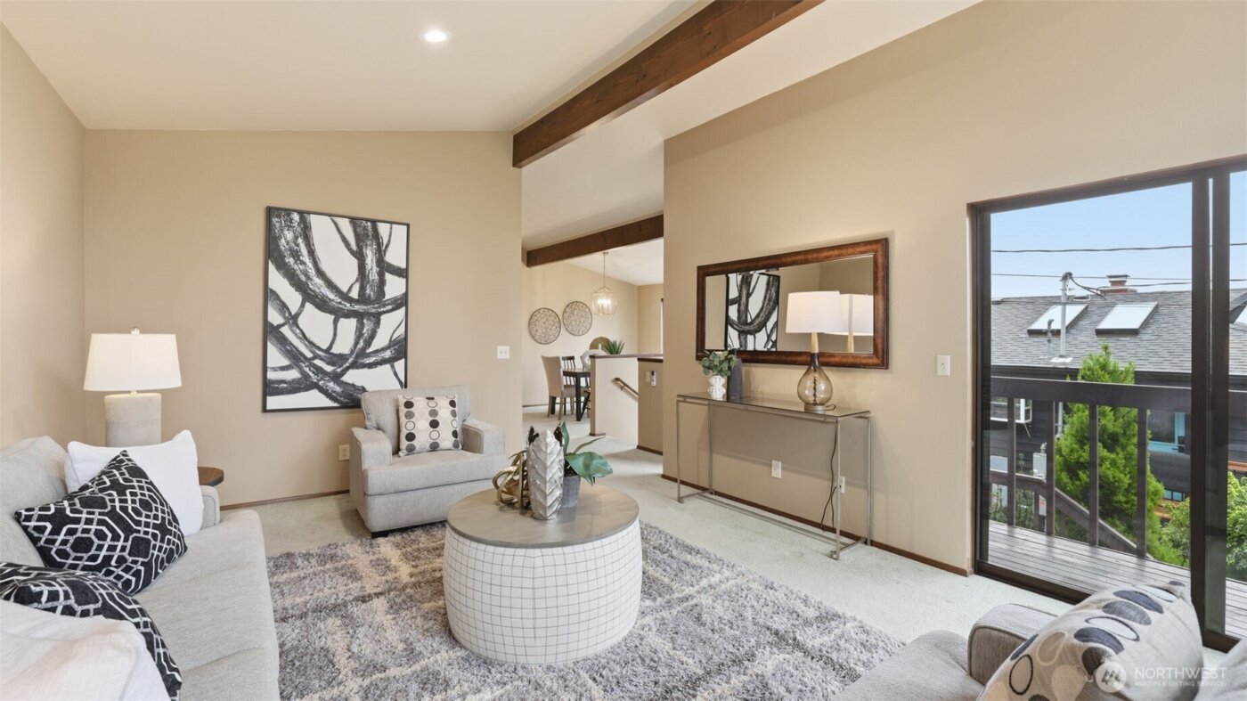 9753 61st Avenue S, Seattle, WA 98118