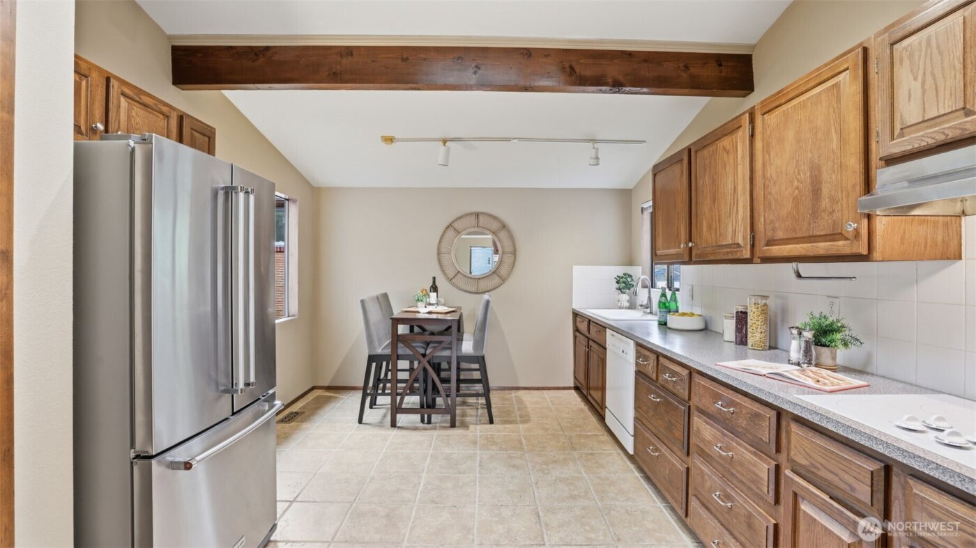 9753 61st Avenue S, Seattle, WA 98118