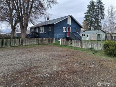 621 Juniper , Oroville, WA 98844-9370 - Photo 3