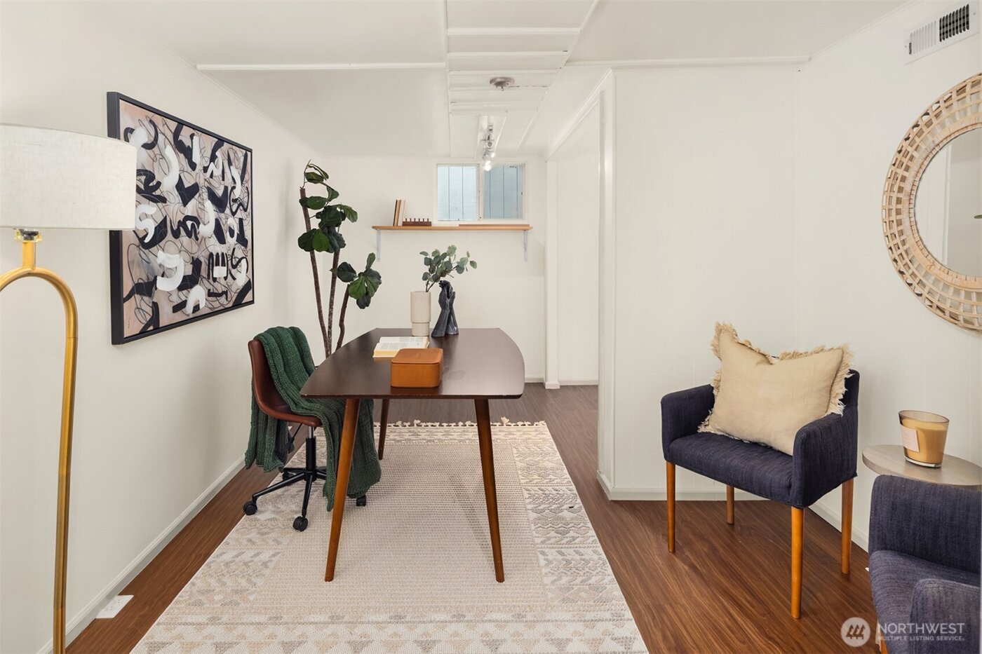 4715 S Orcas Street , Seattle, WA 98118