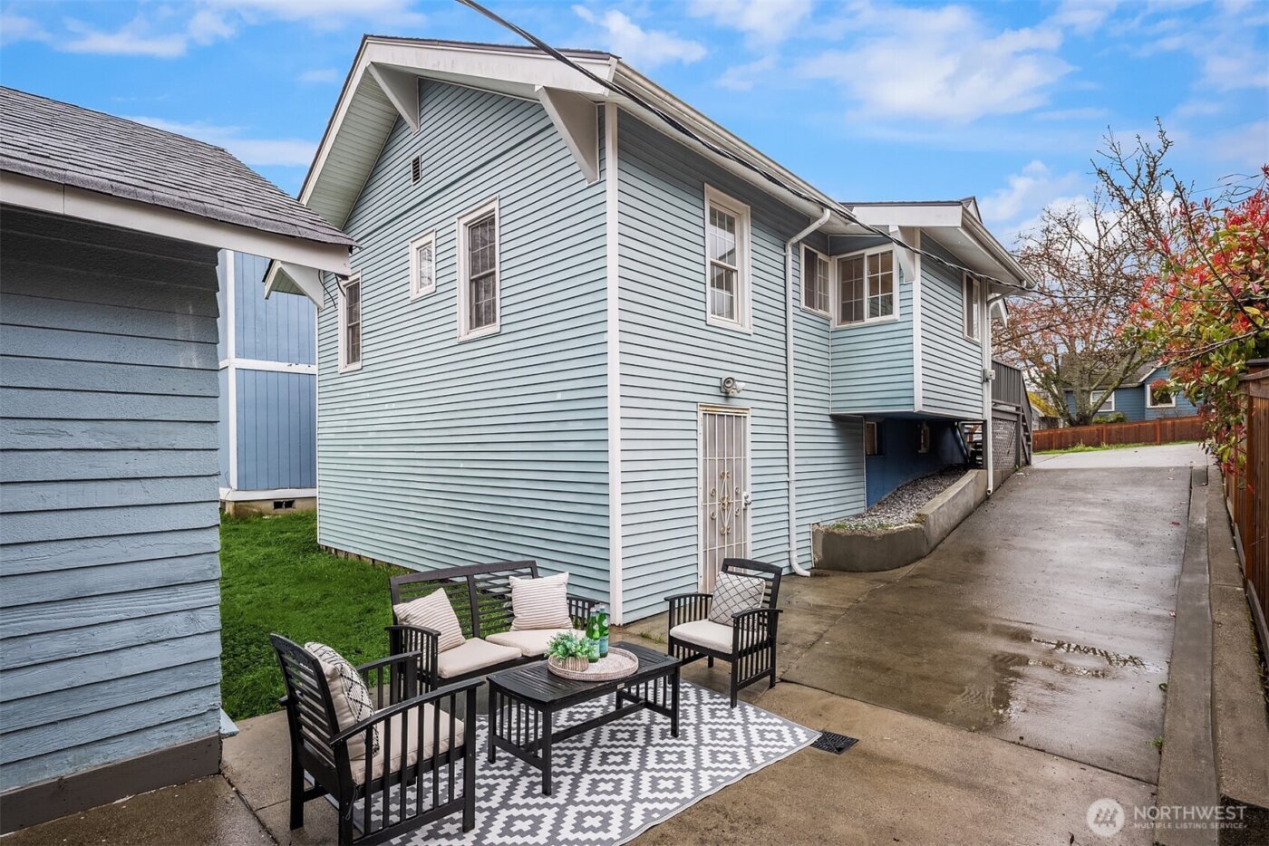 4715 S Orcas Street , Seattle, WA 98118