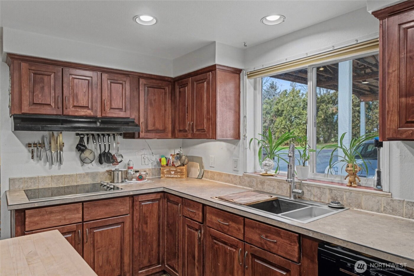 1160 S Mary Avenue , East Wenatchee, WA 98802