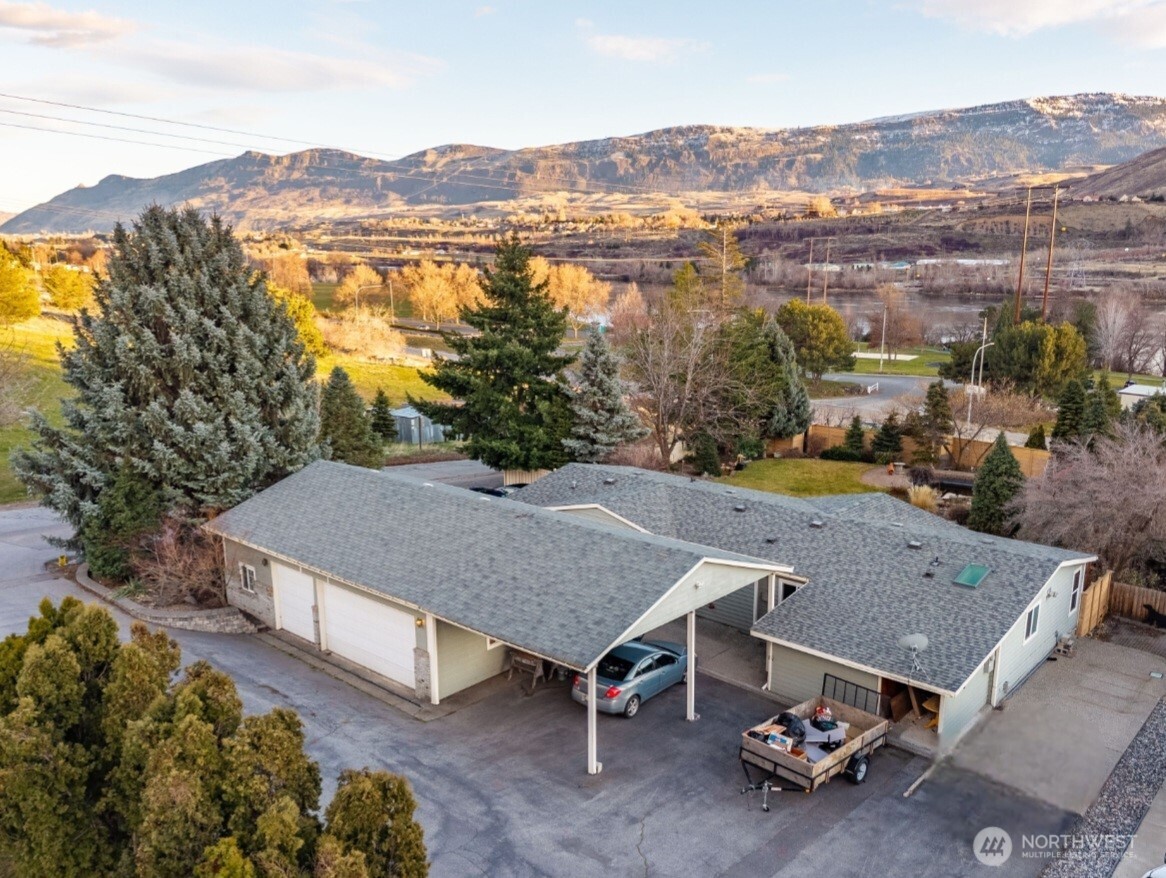 1160 S Mary Avenue , East Wenatchee, WA 98802