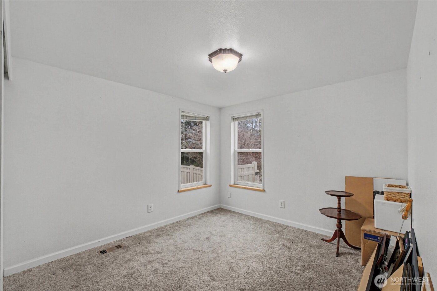 1160 S Mary Avenue , East Wenatchee, WA 98802