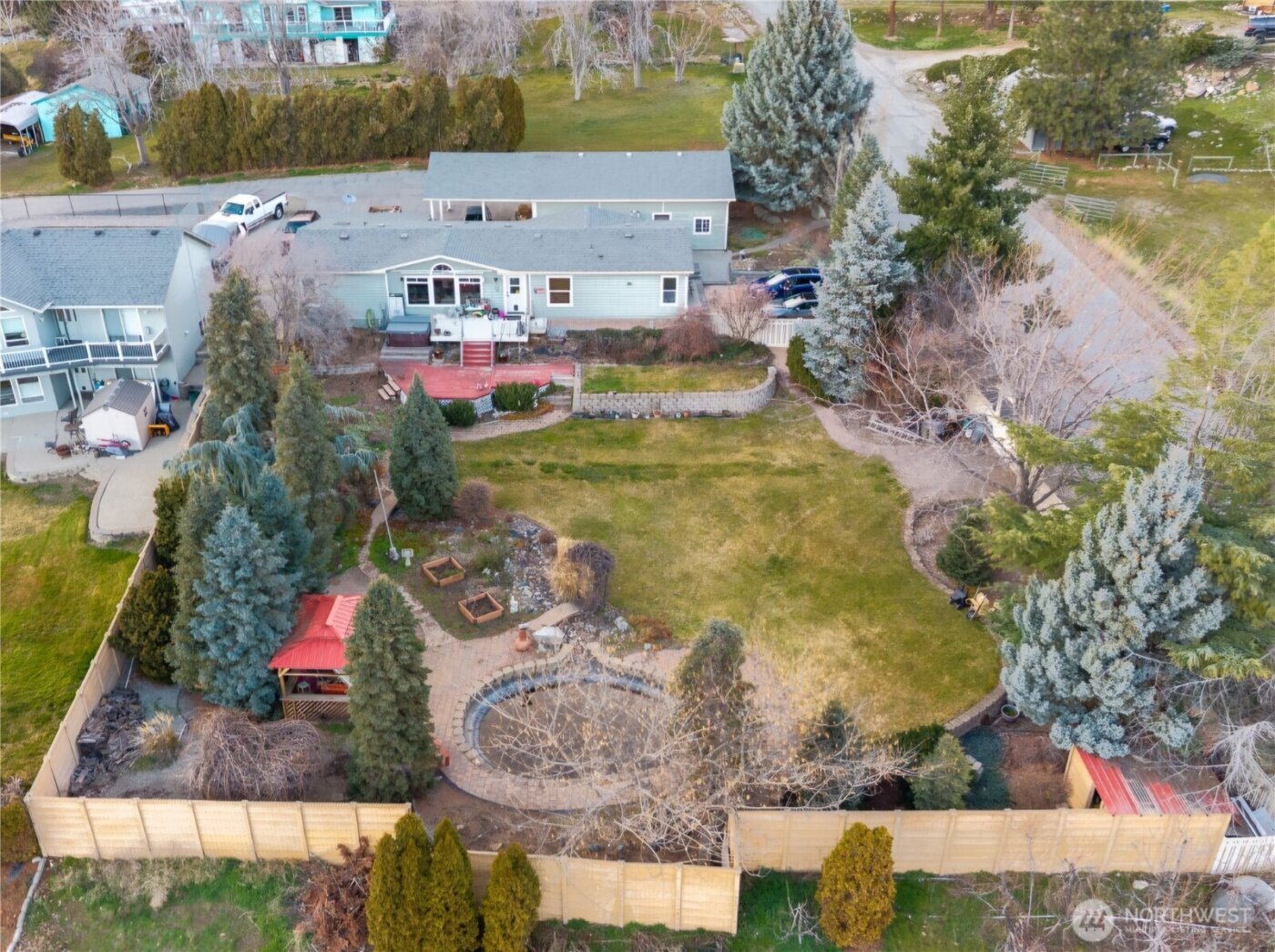 1160 S Mary Avenue , East Wenatchee, WA 98802