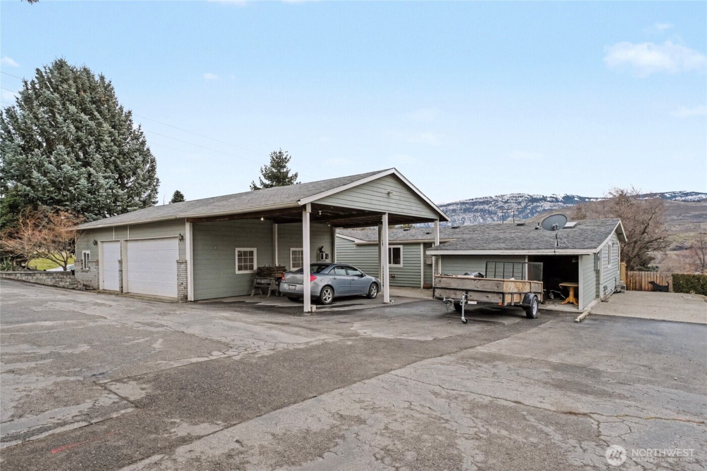 1160 S Mary Avenue , East Wenatchee, WA 98802