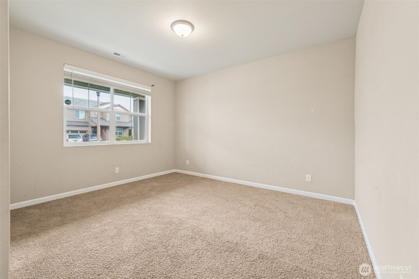 228 Holdener Lane N, Enumclaw, WA 98022