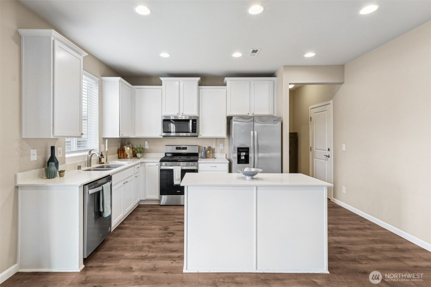 228 Holdener Lane N, Enumclaw, WA 98022