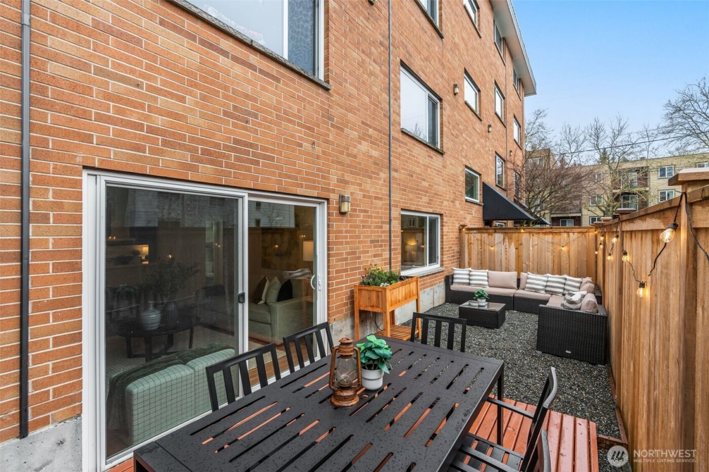 845 NE 125th Street #103, Seattle, WA 98125-3942