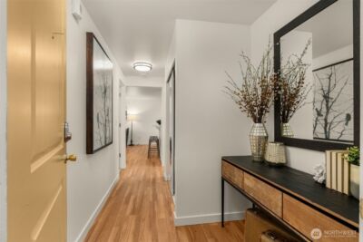 845 NE 125th Street #103, Seattle, WA 98125-3942 - Photo 3