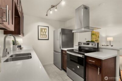 845 NE 125th Street #103, Seattle, WA 98125-3942 - Photo 9