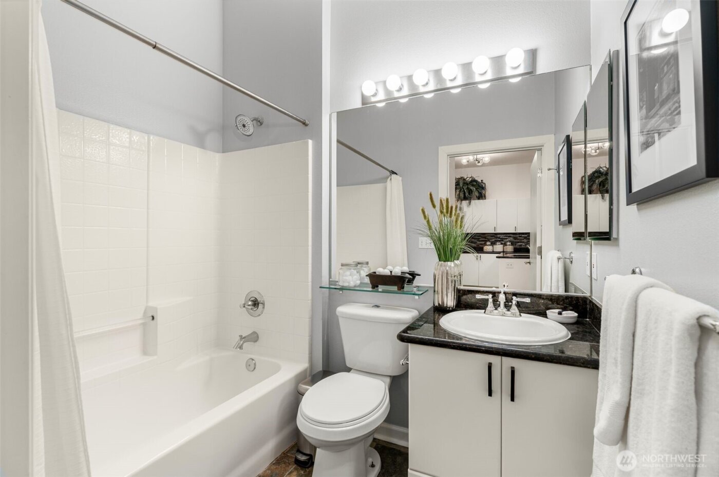 1323 Boren Avenue #615, Seattle, WA 98101-3715