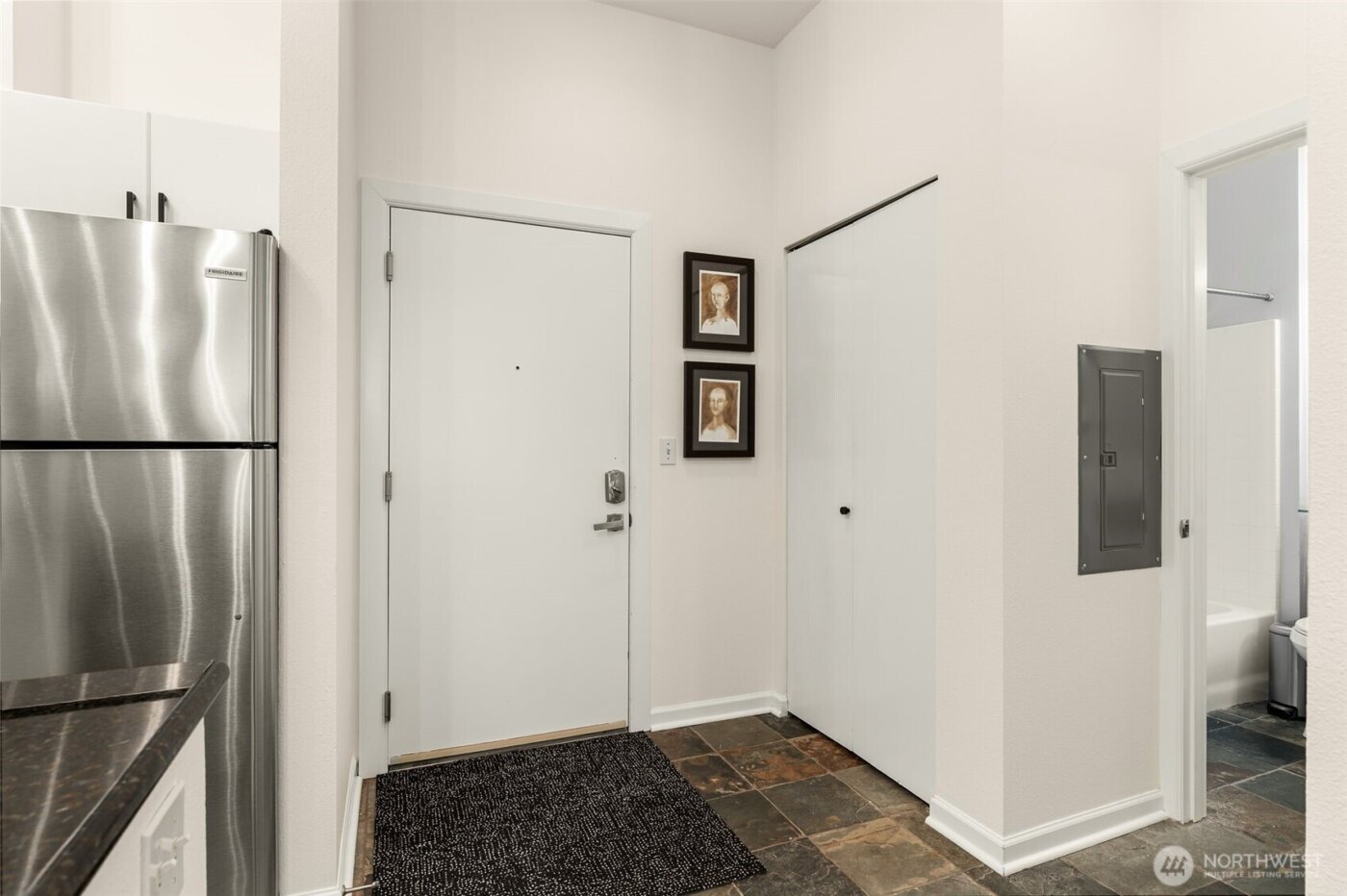 1323 Boren Avenue #615, Seattle, WA 98101-3715