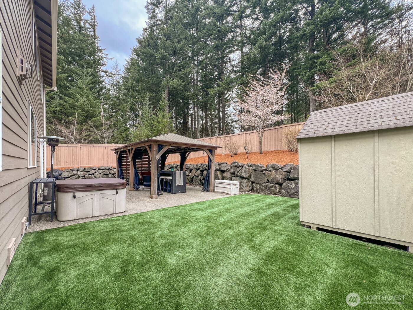 34614 SE Curtis Drive , Snoqualmie, WA 98065