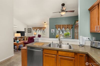 6520 Indiana Street SE, Lacey, WA 98513 - Photo 10