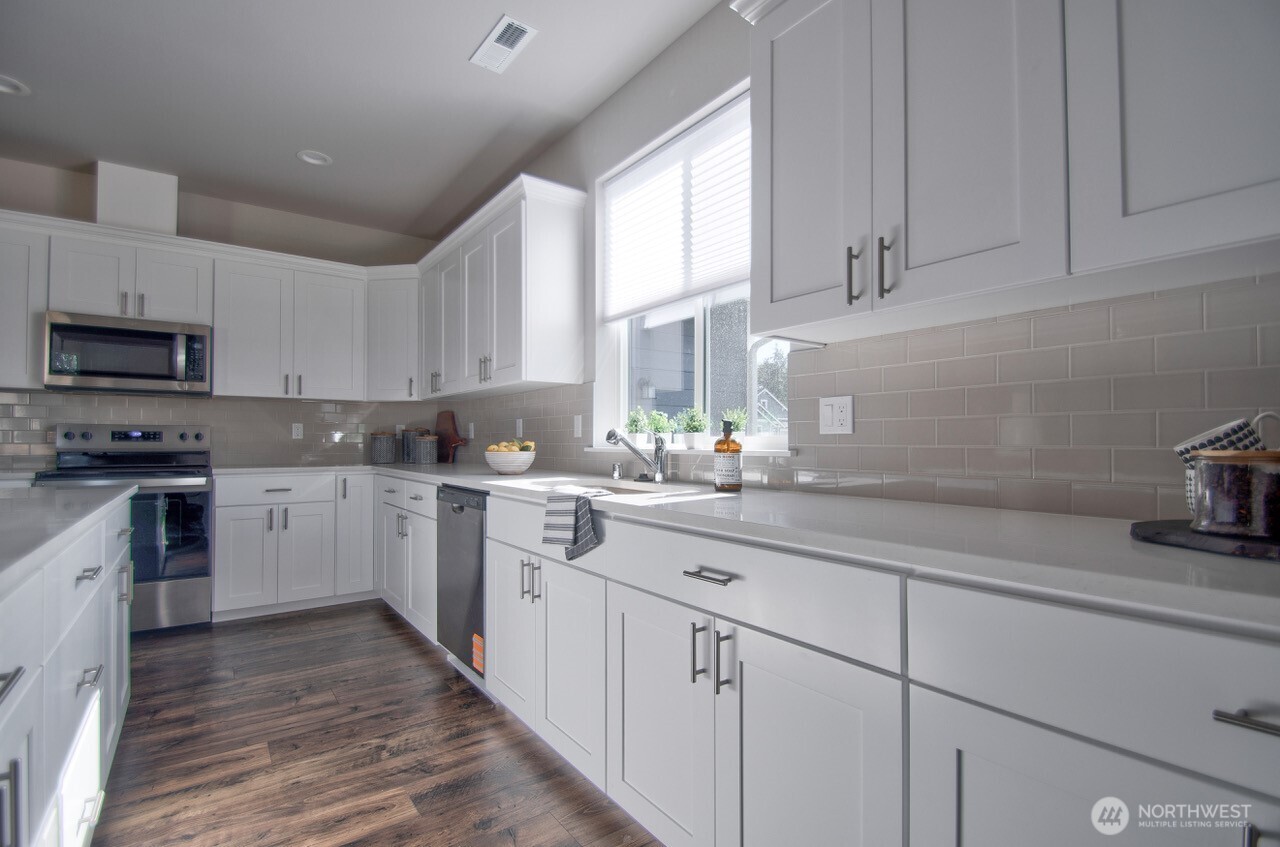 16628 8th Avenue Ct E #3, Spanaway, WA 98387