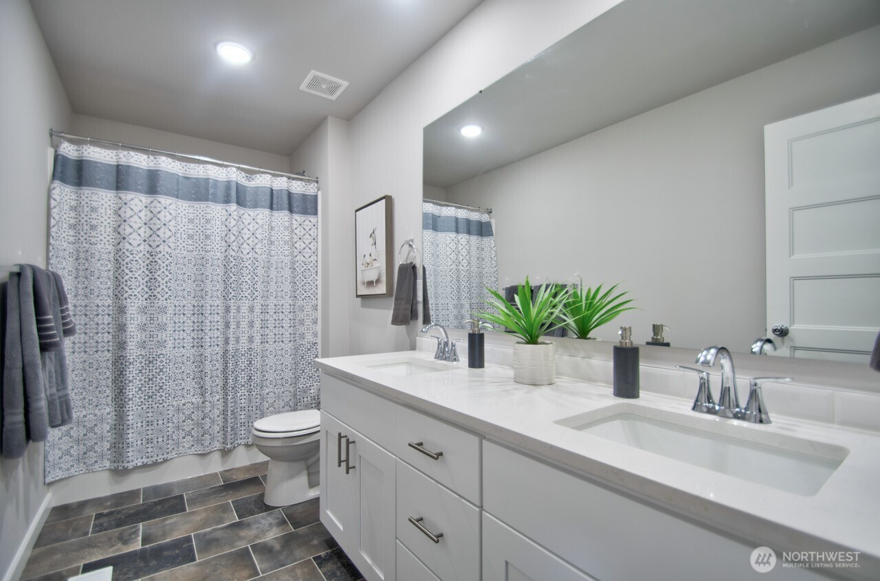 16628 8th Avenue Ct E #3, Spanaway, WA 98387