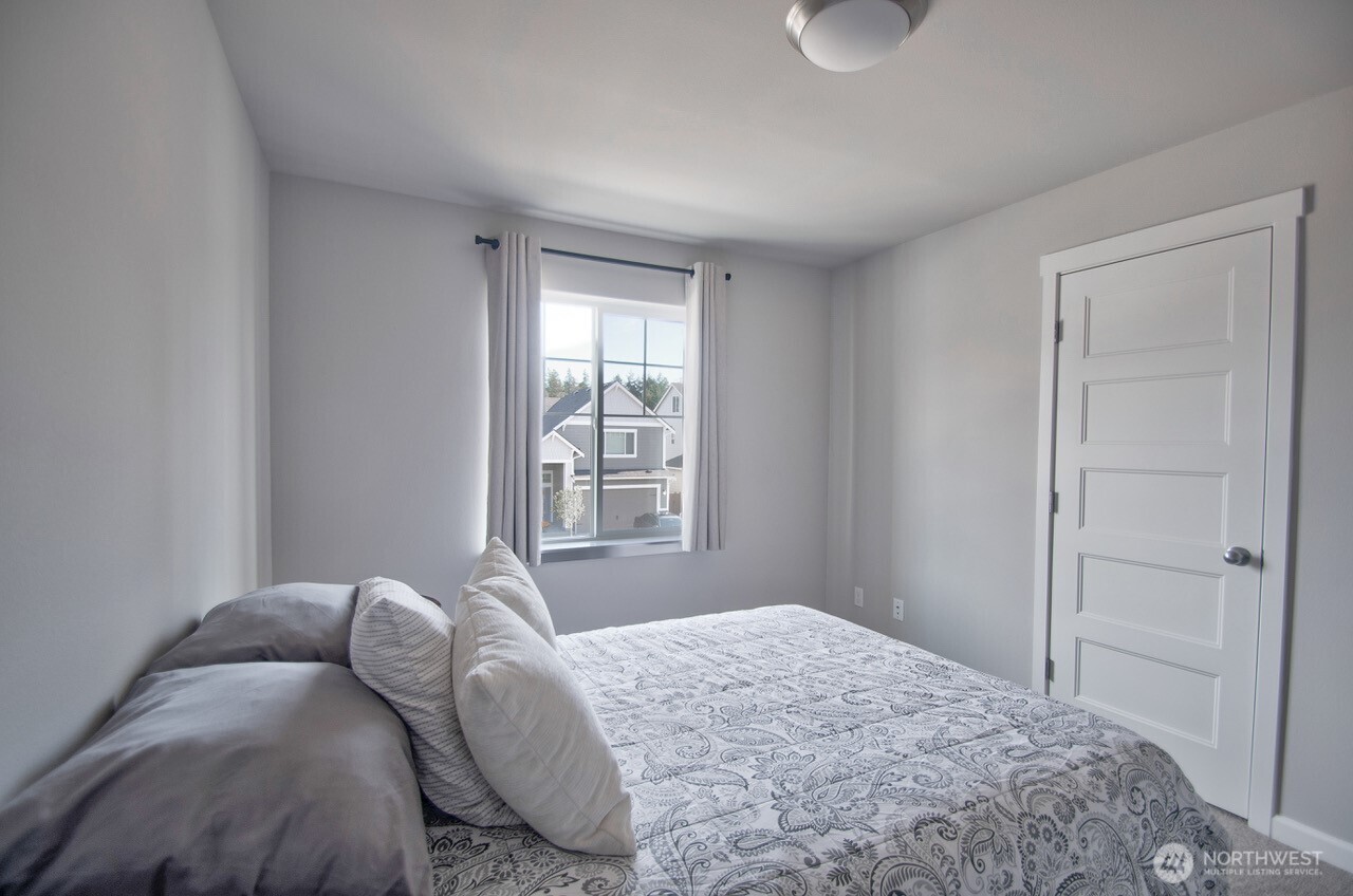 16628 8th Avenue Ct E #3, Spanaway, WA 98387