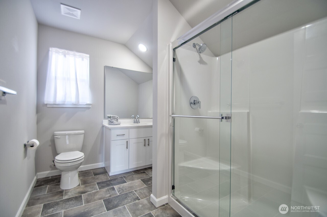 16628 8th Avenue Ct E #3, Spanaway, WA 98387