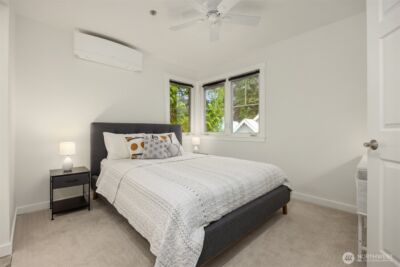 672 Madison Avenue N, Bainbridge Island, WA 98110 - Photo 17