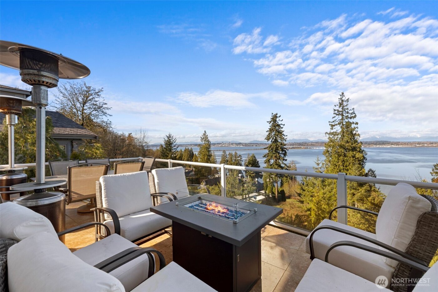 5464 Puffin Place , Blaine, WA 98230