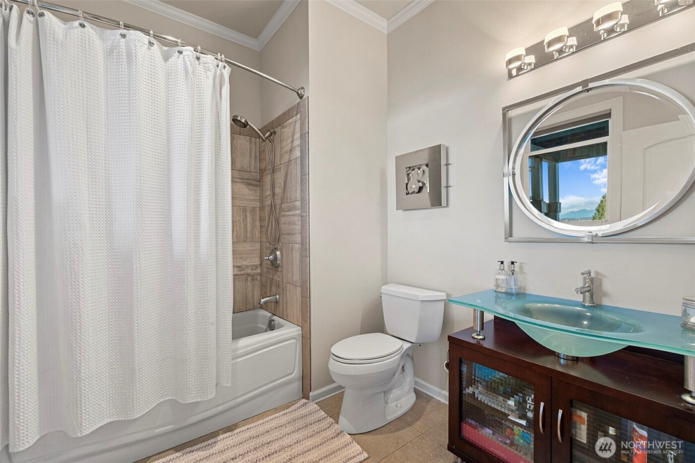 5464 Puffin Place , Blaine, WA 98230