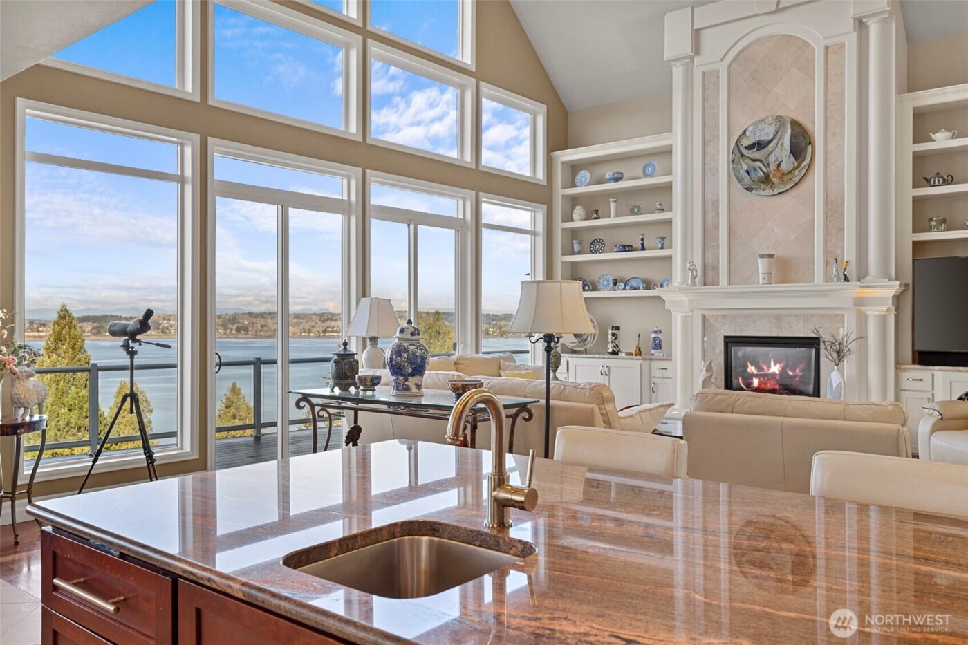 5464 Puffin Place , Blaine, WA 98230