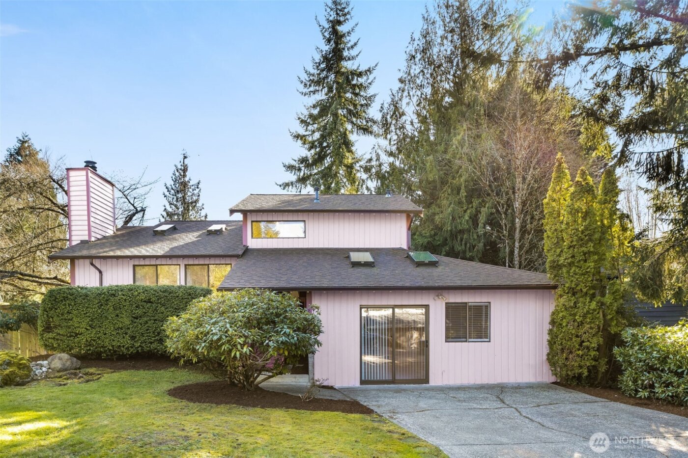 8129 NE 131st Street , Kirkland, WA 98034-2523