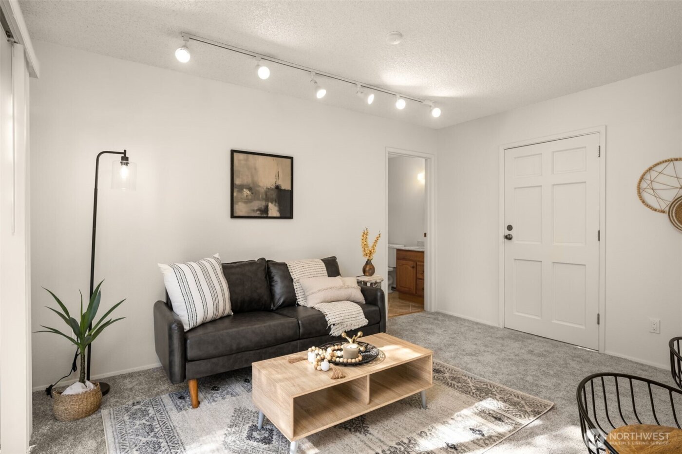 8129 NE 131st Street , Kirkland, WA 98034-2523