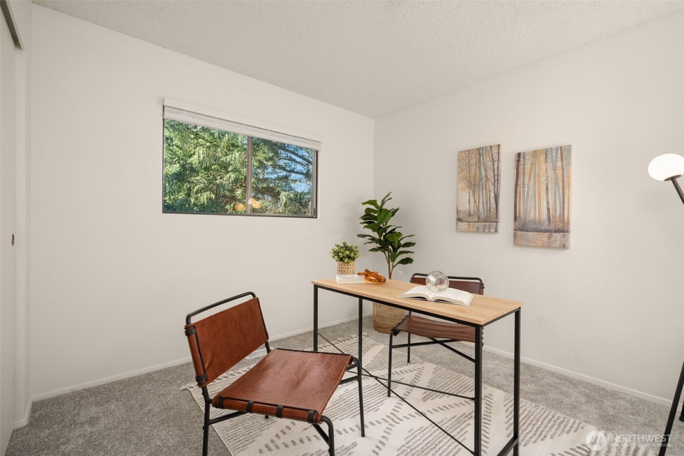 8129 NE 131st Street , Kirkland, WA 98034-2523