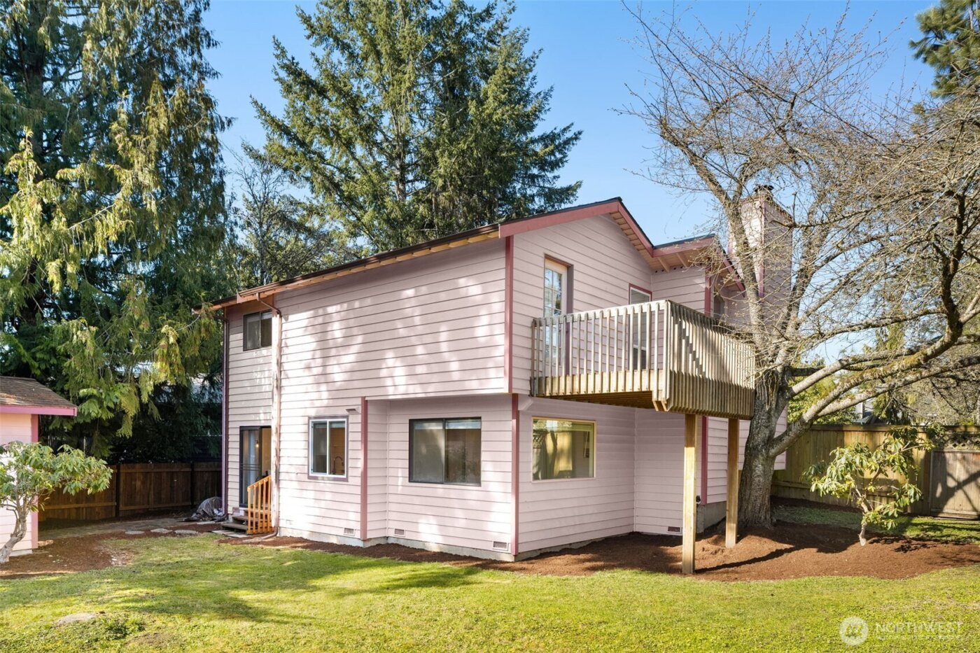 8129 NE 131st Street , Kirkland, WA 98034-2523