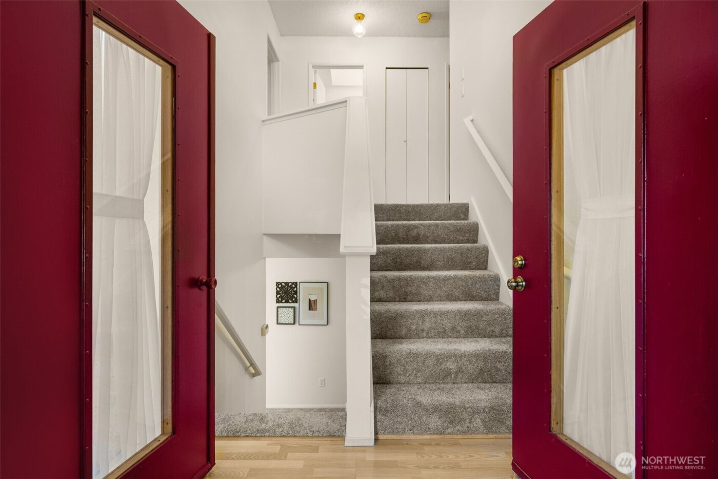 8129 NE 131st Street , Kirkland, WA 98034-2523