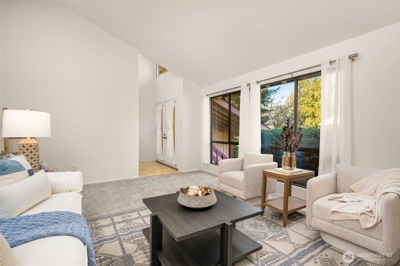 8129 NE 131st Street , Kirkland, WA 98034-2523