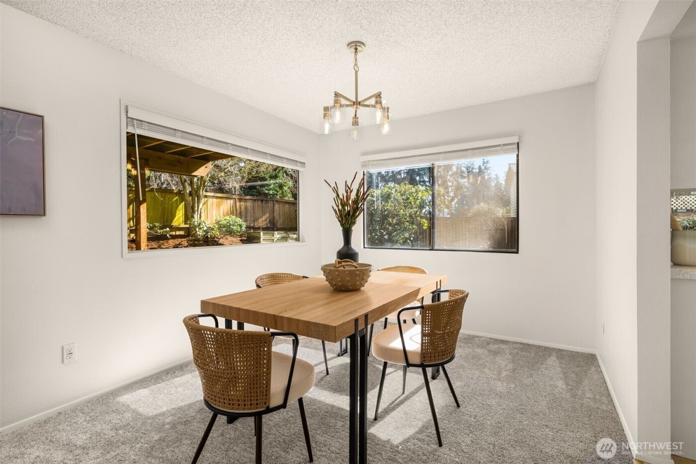 8129 NE 131st Street , Kirkland, WA 98034-2523