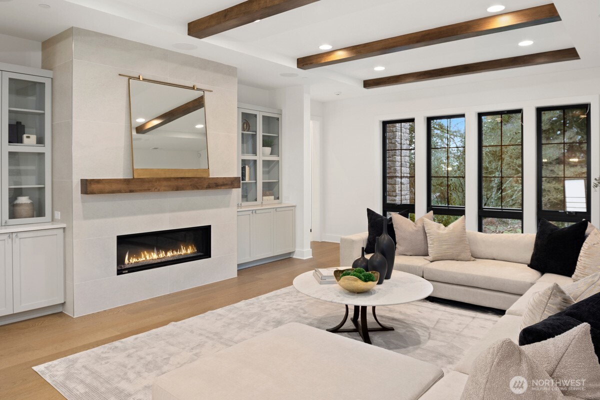 4216 83rd Avenue SE, Mercer Island, WA 98040