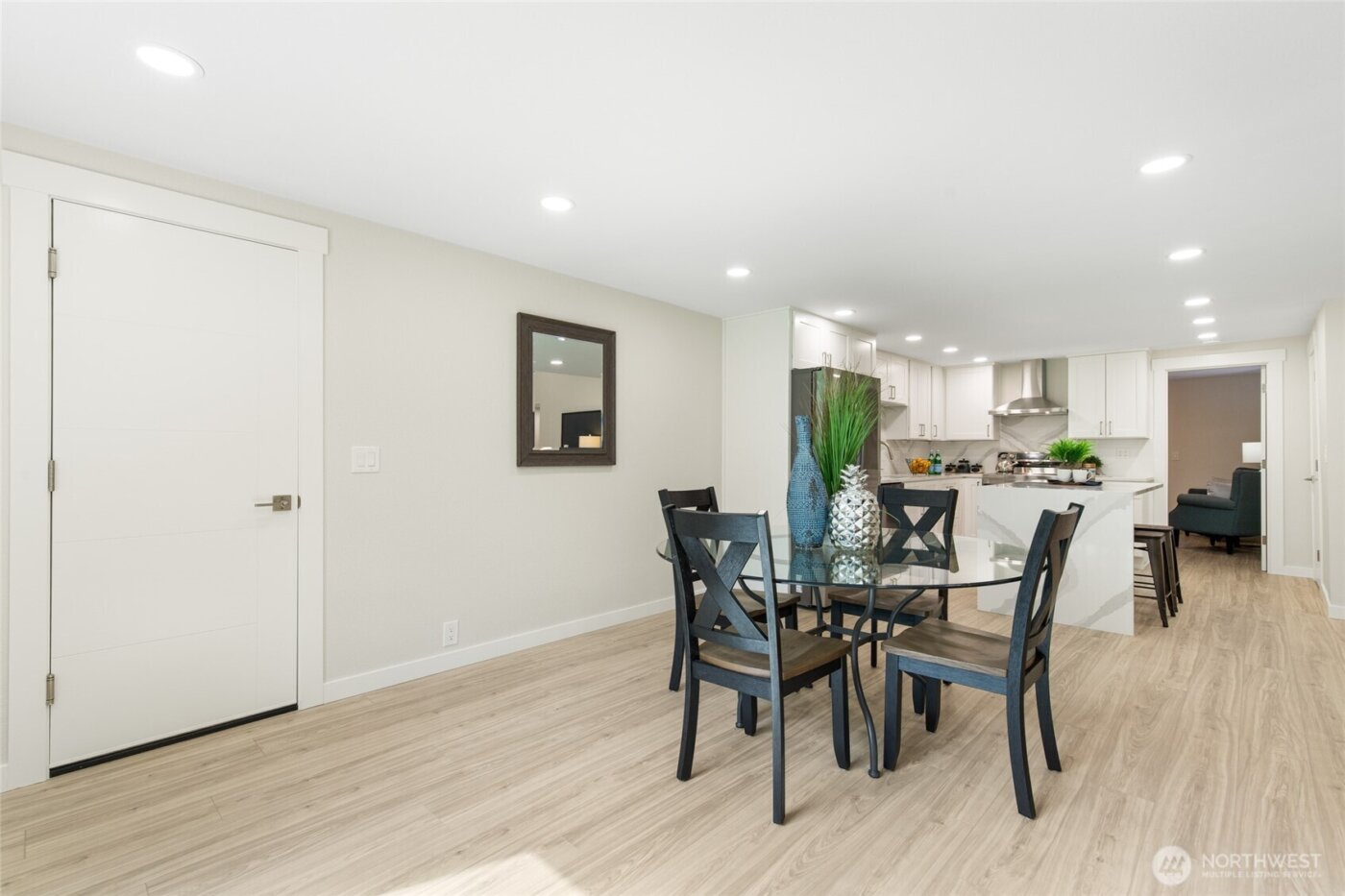 20103 75th Avenue NE, Kenmore, WA 98028