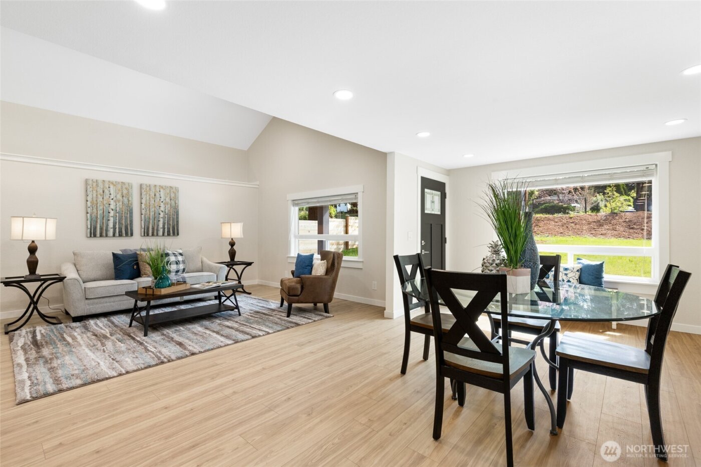 20103 75th Avenue NE, Kenmore, WA 98028