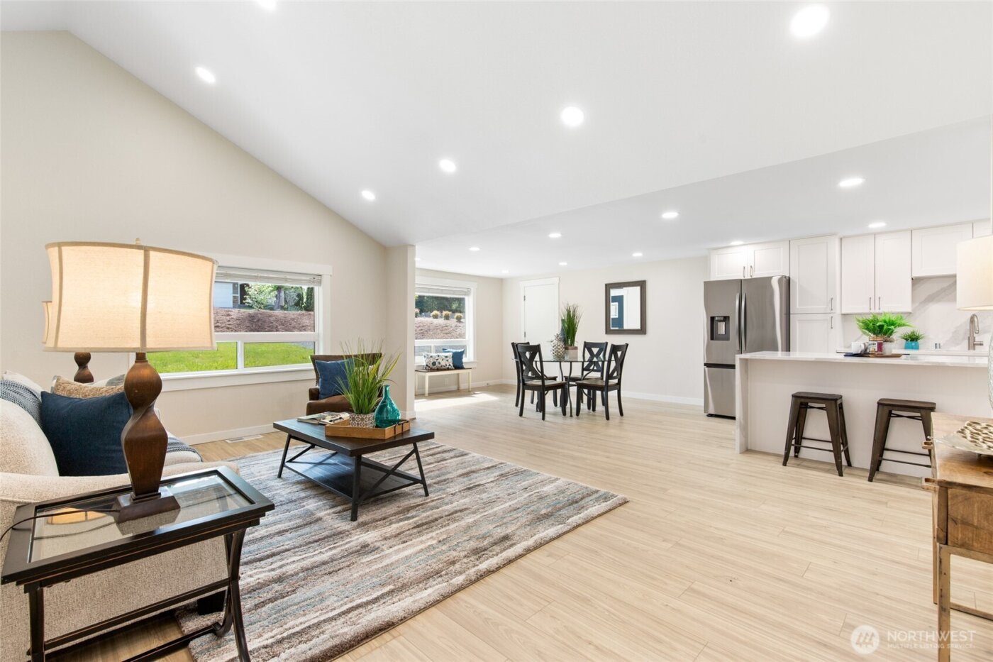 20103 75th Avenue NE, Kenmore, WA 98028