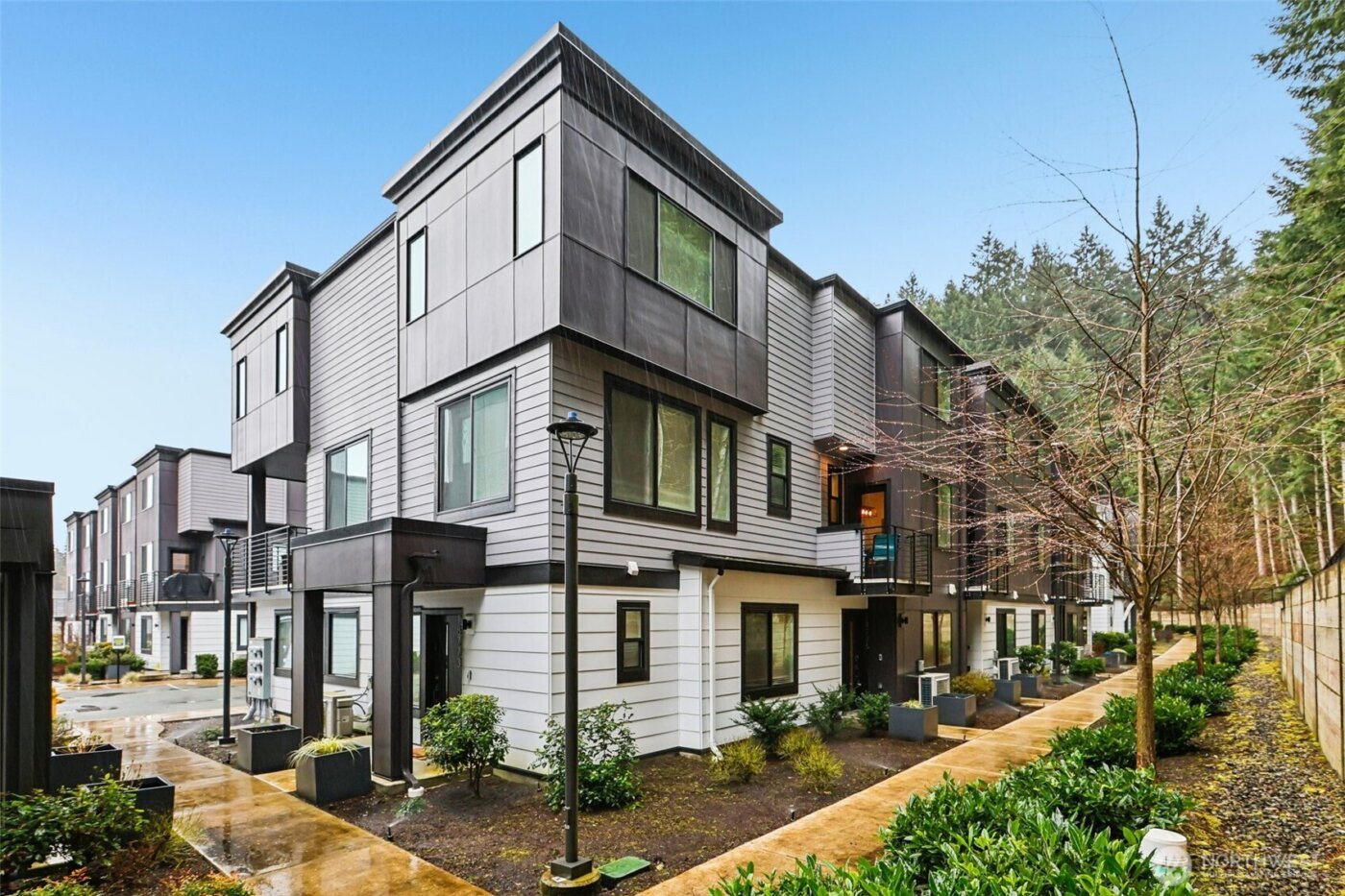 18775 76th Avenue W, Lynnwood, WA 98037