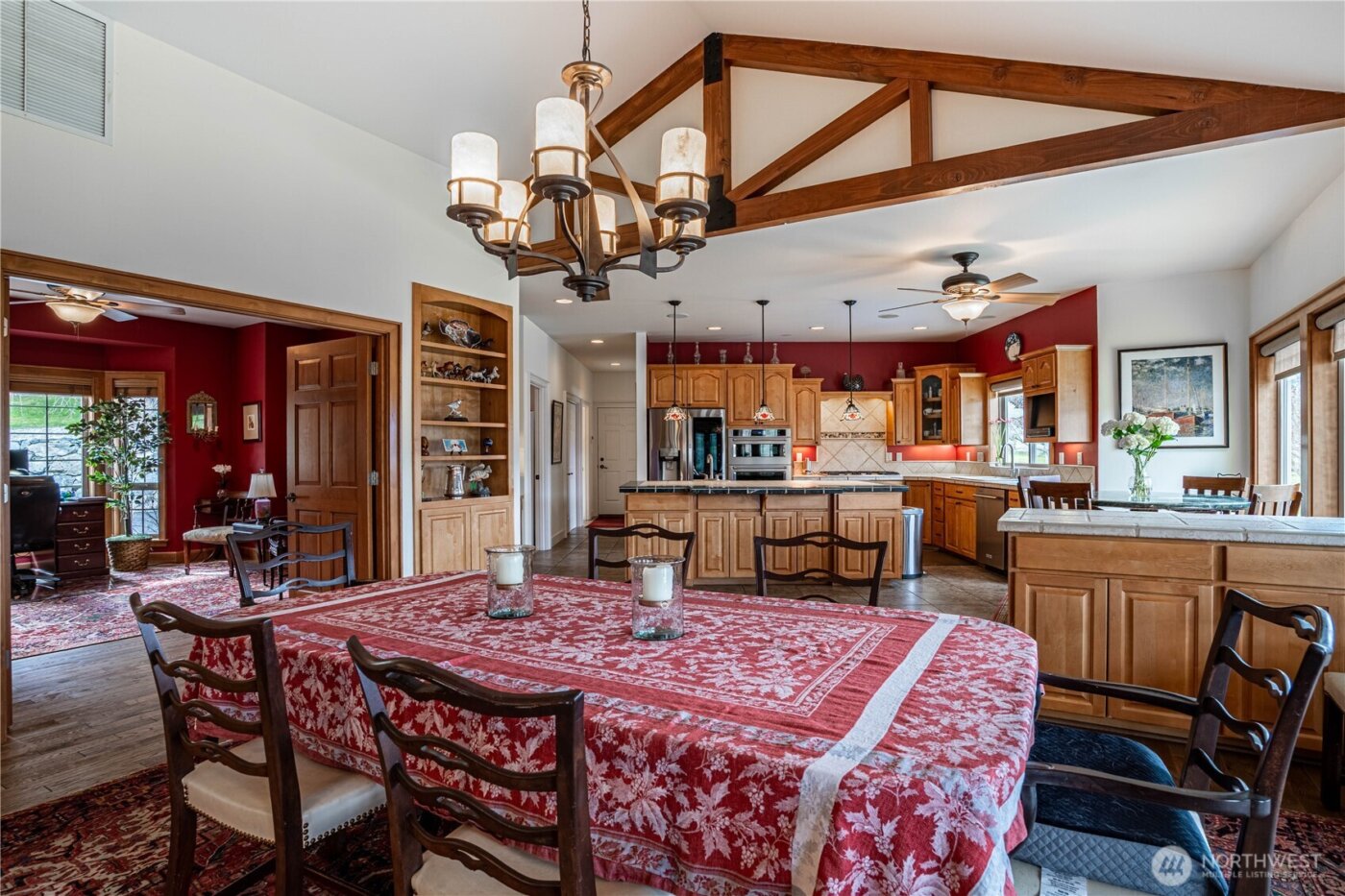 720 Loop Avenue , Manson, WA 98831