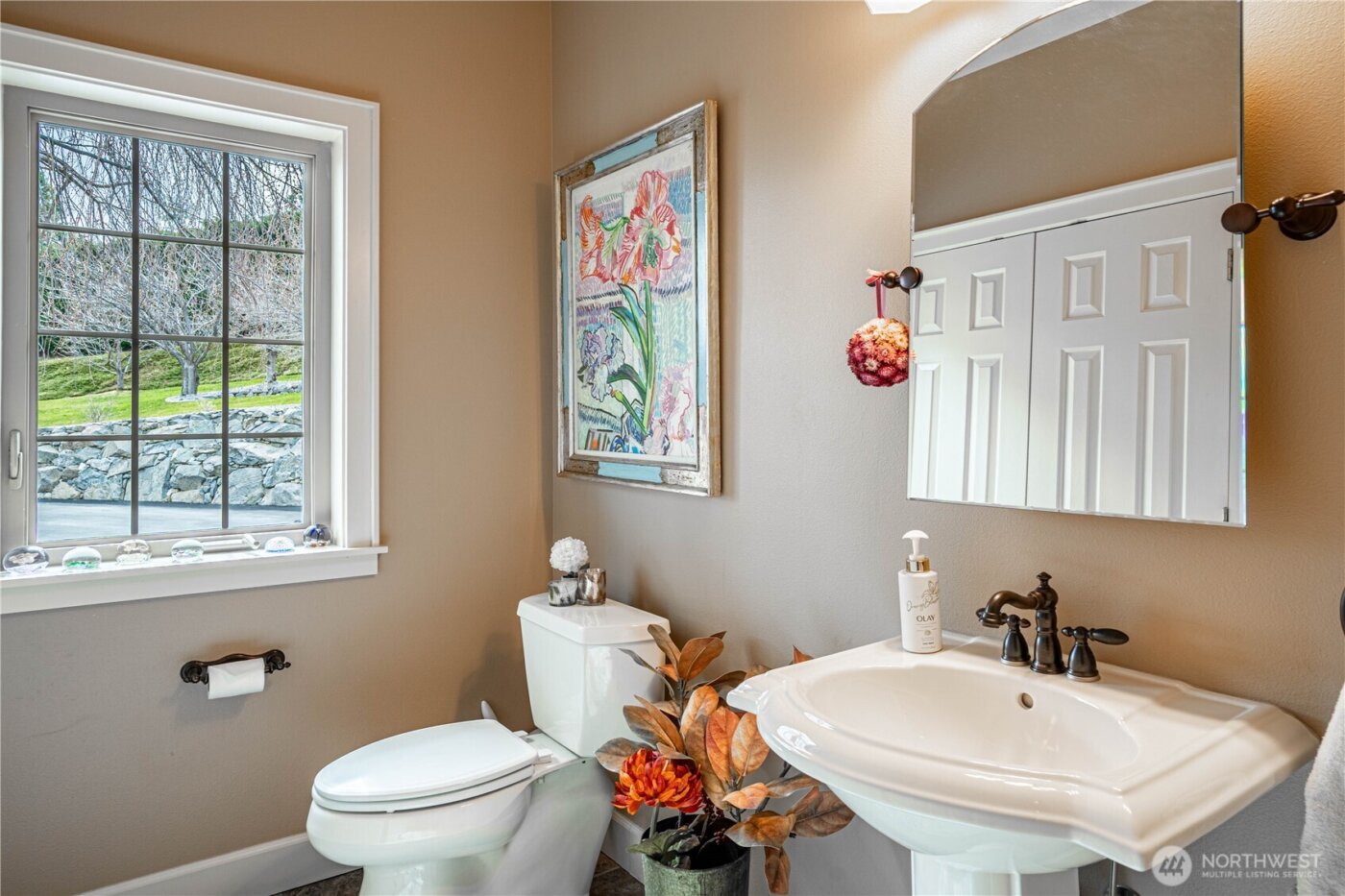 720 Loop Avenue , Manson, WA 98831