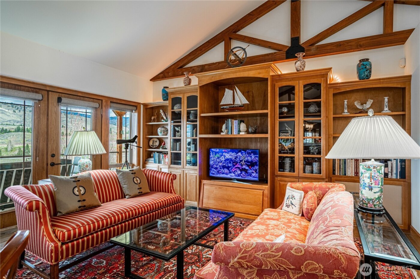 720 Loop Avenue , Manson, WA 98831