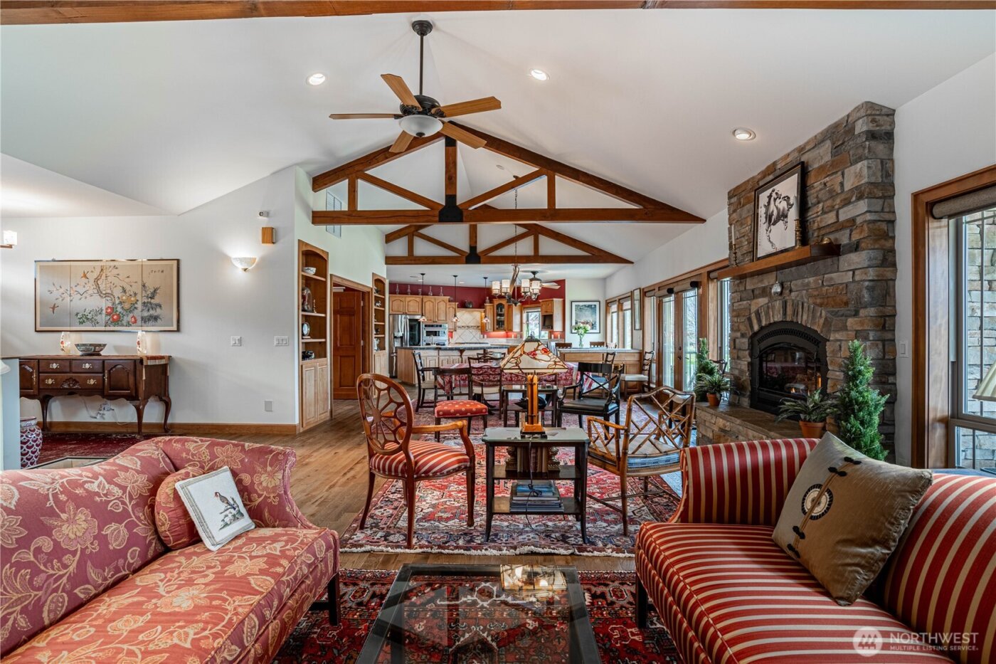 720 Loop Avenue , Manson, WA 98831