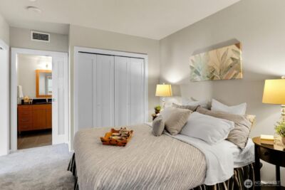 76 Cedar Street #808, Seattle, WA 98121 - Photo 14